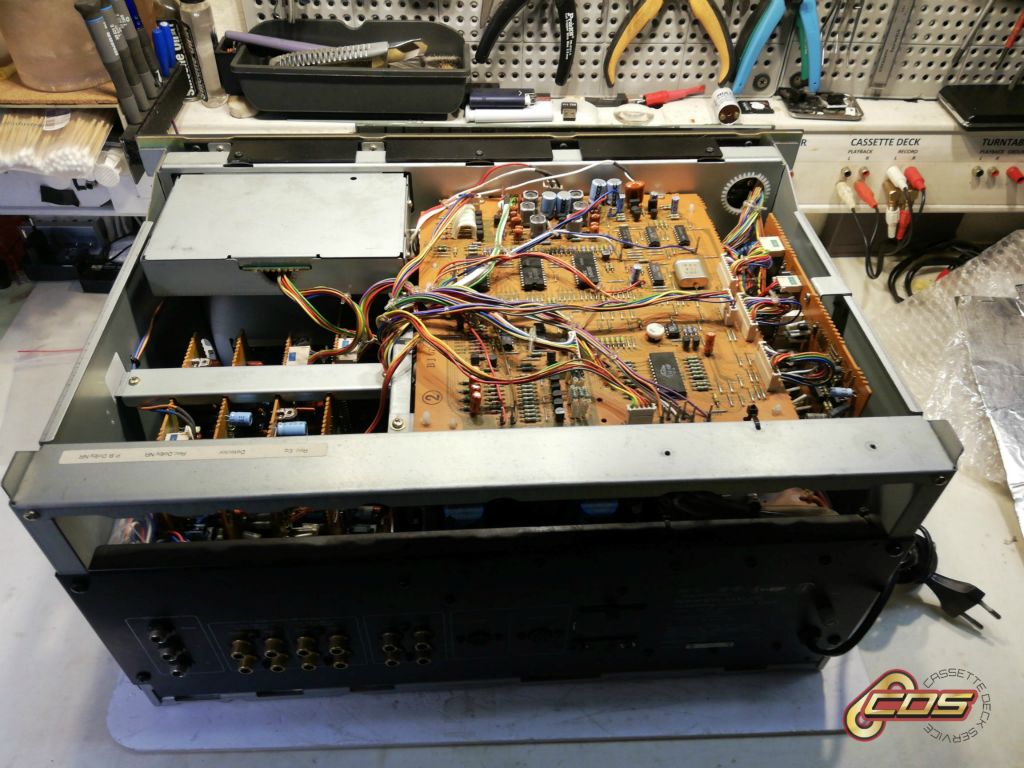Nakamichi 1000ZXL - top cover removed, initial inspection